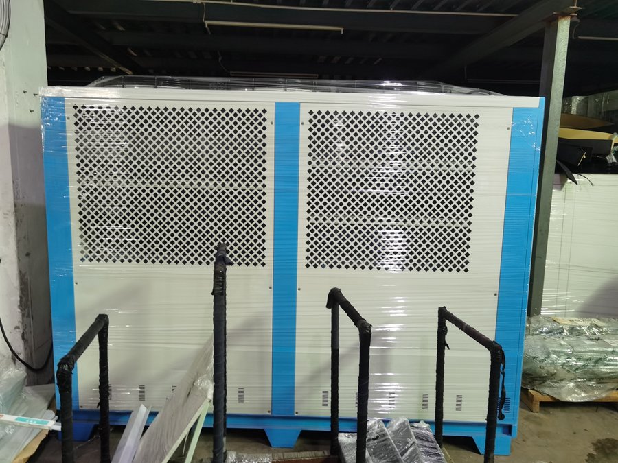 1667876552883896.jpg 1667876552883896.jpg