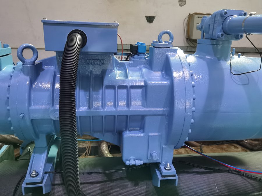 螺桿式冷水機 螺桿式冷水機