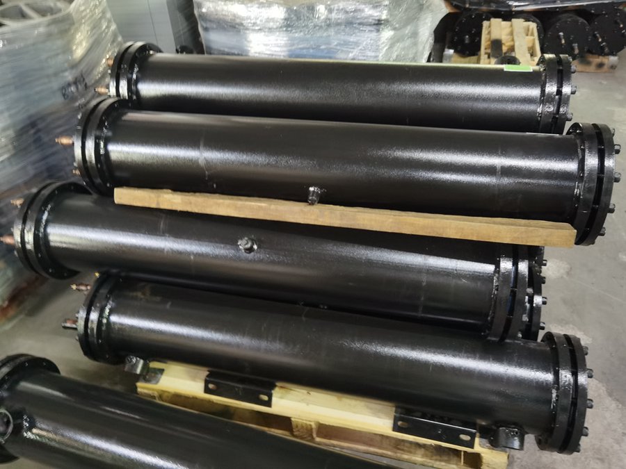 87533644.jpg TF074.jpg