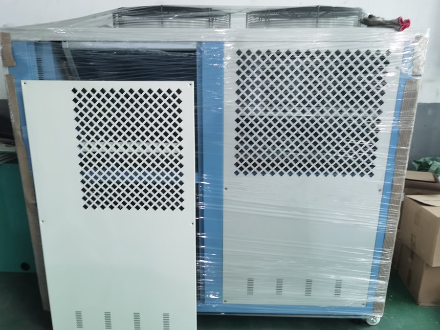 風(fēng)冷螺桿機(jī)不回油 風(fēng)冷螺桿機(jī)不回油