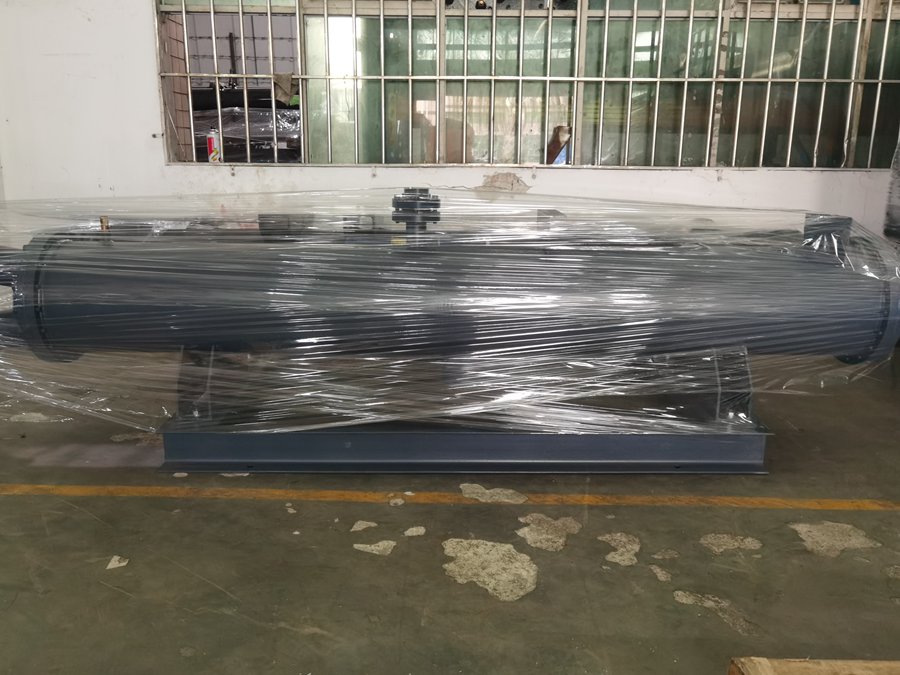 螺桿式冷水機(jī) 螺桿式冷水機(jī)