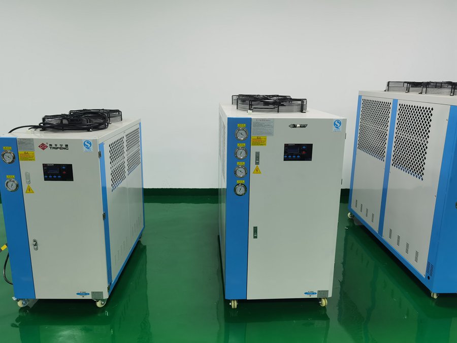 80142837.jpg TF120.jpg